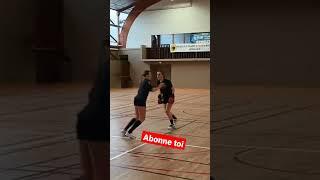 Accepter le combat au handball - Jeux de combat