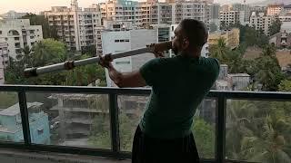Didgeridoo in Mumbai by Marvin Dillmann