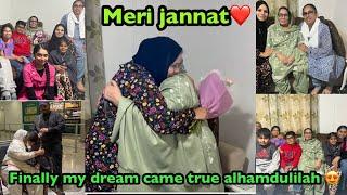 Ami khariyat say England 󠁧󠁢󠁥󠁮󠁧󠁿 pohanch Gaye /Alhamdulilah /hum ny ami ko kya surprise diya