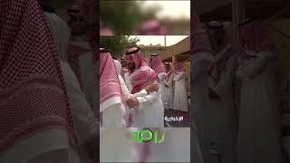 ولي العهد الأمير #محمد_بن_سلمان يشارك في مواراة جثمان الأميرة الجوهرة بنت عبدالعزيز رحمها الله