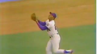 The Time a 50 Year Old Willie Mays Made a Diving Catch in an Old Timers Game