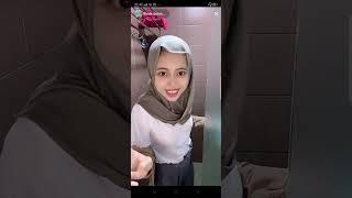 Jilbab hot Live tiktok mandi‼️