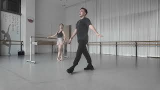 Anton Maltsev's ballet class for chinese student