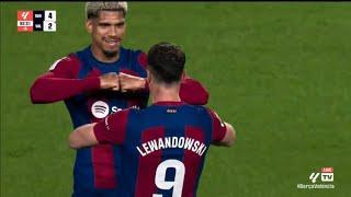 Lewandowski freekick and hattrick goal vs Valencia