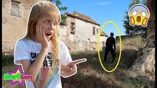 ESPÍO A ESCONDIDAS AL DESCONOCIDO MISTERIOSO EN SU NUEVO ESCONDITE ABANDONADO  ME DESCUBRE