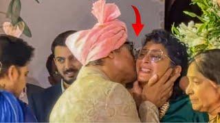 Aamir Khan KISSES Ex-Wife | Kiran Rao at Ira Khan Wedding