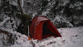 Heavy Snow, Blizzard Winds, and Winter Camping in the Forest | Compilation |