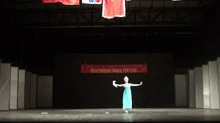 Русский танец из балета "Лебединое озеро", исп. Анастасия Чистякова