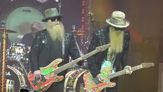 ZZ Top Live 2019 🡆 Full Show ⬘ Dusty Hill 🡄 May 18 ⬘ The Woodlands, Texas