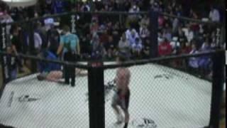 Travis Pennington vs. Bradley Day MMA 11-25-09, Lexington Ky rd2.mpg