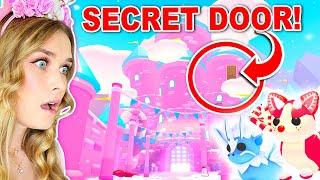 *NEW* CHRISTMAS UPDATE Has A *SECRET* DOOR In Adopt Me! (Roblox)