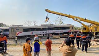 MENEGANGKAN! Evakuasi Rangkaian Anjlok Kereta Api Argo Semeru Butuh Kehati-Hatian‼️