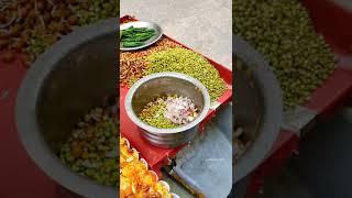 DESI SPROUTS CHAAT || BEST INDIAN STREETFOOD #food #SPROUTS #CHAAT #DESIFOOD #foodie
