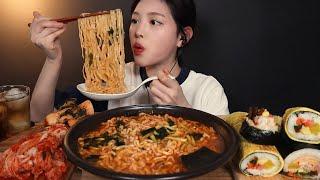 ENG SUB)2 Packs of Spicy Ramyun & Gimbap Mukbang ASMR Korean Real Sound Eating