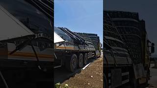Overloaded or Bad Turn? Cabbage Everywhere!  #automobile #lkw #camion #bigrig #truckdriver #job