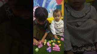 ayuk Caca sama Ade Aulia Nemu kucing sama mainan Lego @SalsadanAulia