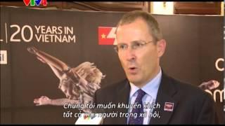 Meet Candoco Dance Company in Vietnam 2013
