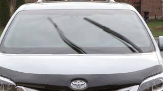 Rain-sensing windshield wipers