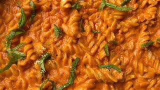 GIGI HADID'S VIRAL TIKTOK PASTA | Penne Alla Vodka without Vodka