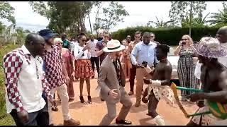 MakaMugenda  performing live in the wedding of jarachar