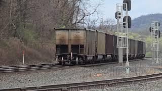 Norfolk Southern freight trains at Lewistown, PA (04/15/2025)