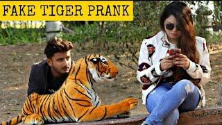 Fake Tiger Prank on Cute Girl @That Was Crazy