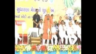 Shri Narendra Modi at the inauguration of Krishi Mahotsav 2013 in Radhanpur, Patan Dist.