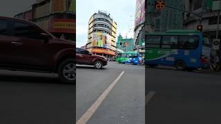 Busy streets in Cebu City Philippines #cebuphilippines #cebutravel #colonstreet #cebucity