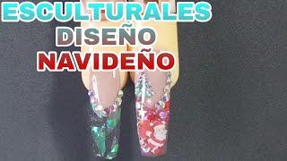 Uñas Esculturales diseño navideño