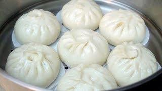 Zhai learns to make steamed buns at home and makes the buns soft and not collapse.