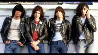 The Ramones - Baby, I Love You (letra en español)