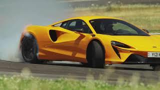 McLaren Artura on the racetrack - a new era of performance