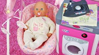 Кукла Анабель в видео для детей - У Baby Annabell болит животик! Развивающие игры доктор с Беби Бон