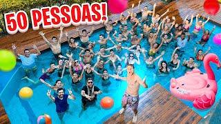 COLOQUEI 50 PESSOAS NA PISCINA DA MINHA CASA!! 