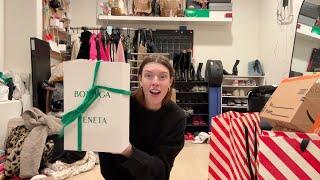 *surprise* 10 year anniversary designer gifts! (vlogmas day 7)