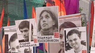 Russian opposition calls for political prisoners to be freed