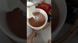 японский быстрорастворимый чай, который продают в подогретых бутылках в автоматах #японский #чай