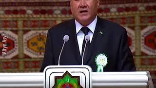 Как народный совет Туркменистана славит президента