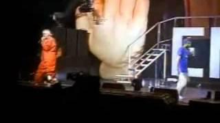 Eminem Live- Criminal (Up In Smoke Tour)