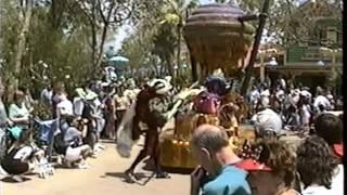 WALT DISNEY WORLD ANIMAL KINGDOM PARADE 4/23/98