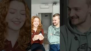 Она просто наивная️