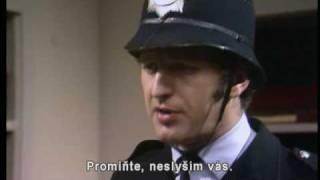 Monty Python - Police Station Silly Voices (czech sub)