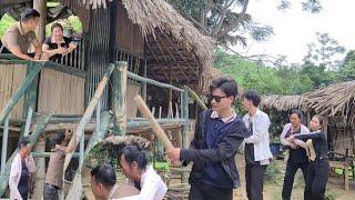 The daughter of Mr. Vang's mother's lover brought thugs to cause trouble.