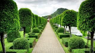 MOST BEAUTIFUL GARDEN IN THE WORLD | Swaroopa Diaries