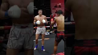 Kick elbows knock out  #muaythai #thaiboxinglife #mma #muaythaifamily #boxing #kickboxing