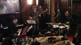 Lucrezio de Seta Trio - Ghost (Carucci) Live