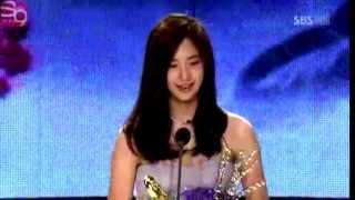 Subtle things about Yoona's Mom part 1