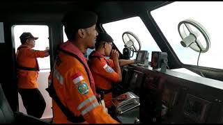 RESCUE BOAT 220 MATARAM PATROLI PANTAU ARUS MUDIK PELABUHAN LEMBAR