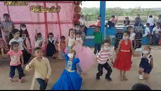 Niños dela escuela mauricio cajina Nueva Guinea Nicaragua.cantan a las madres .