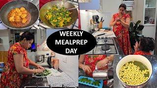 Cooking & Prepping - Friday Routine Of Working Homemaker